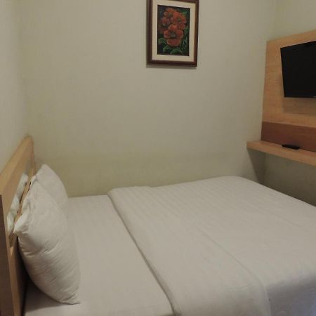 Shabrina Homestay Syariah Kalasan Bagian luar foto