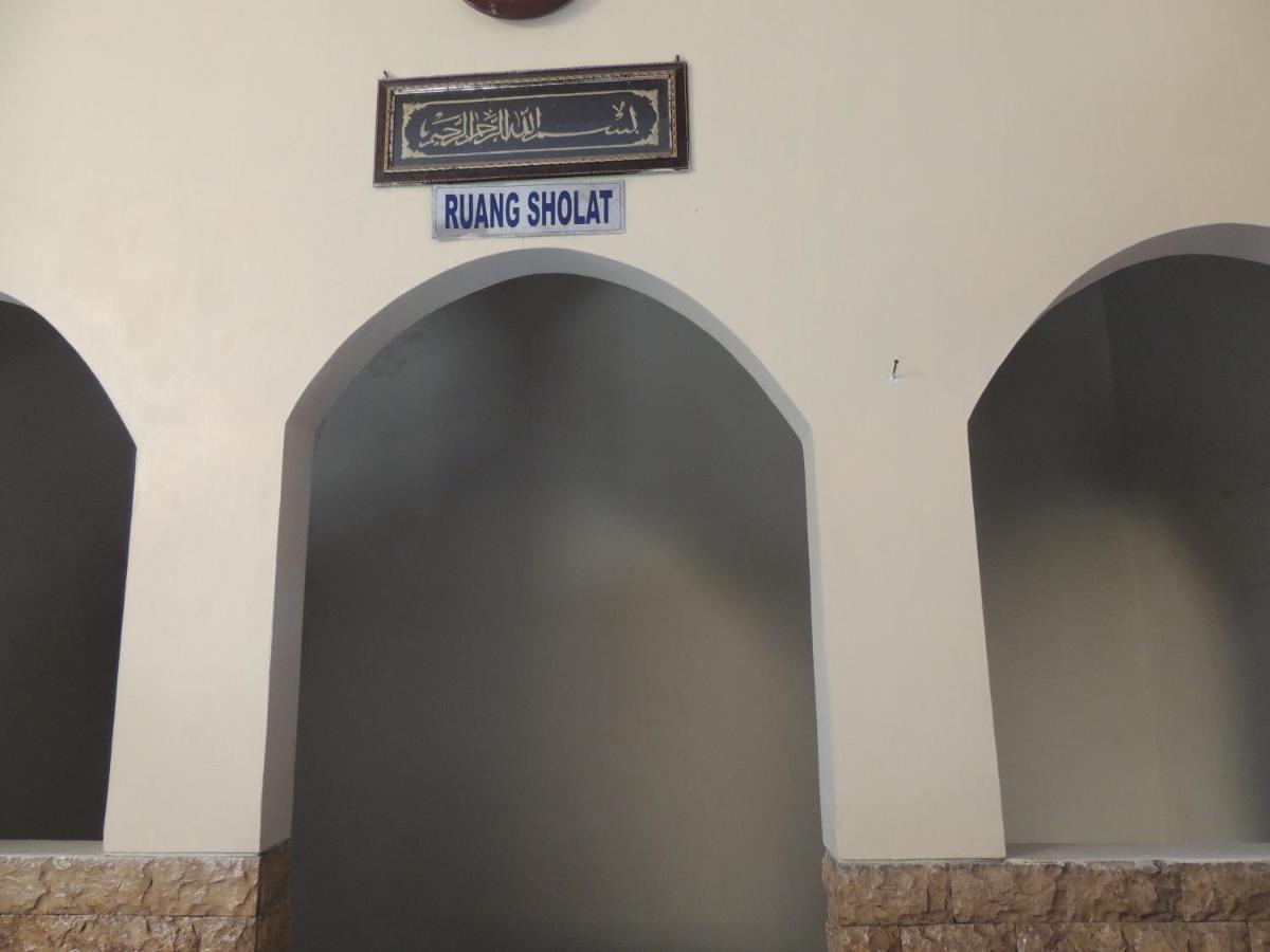 Shabrina Homestay Syariah Kalasan Bagian luar foto